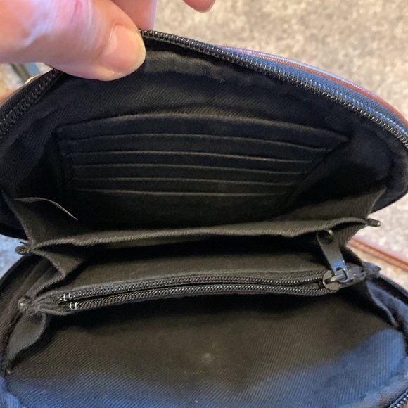 PURSE CROSSBODY & COSMETIC BAG*** - Picture 6 of 7